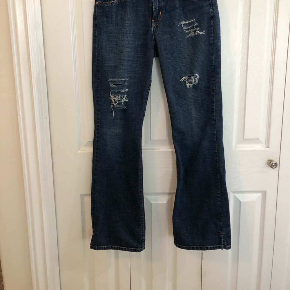 Lucky Jeans vintage tag size 6 distressed wild child jeans measured 30X32